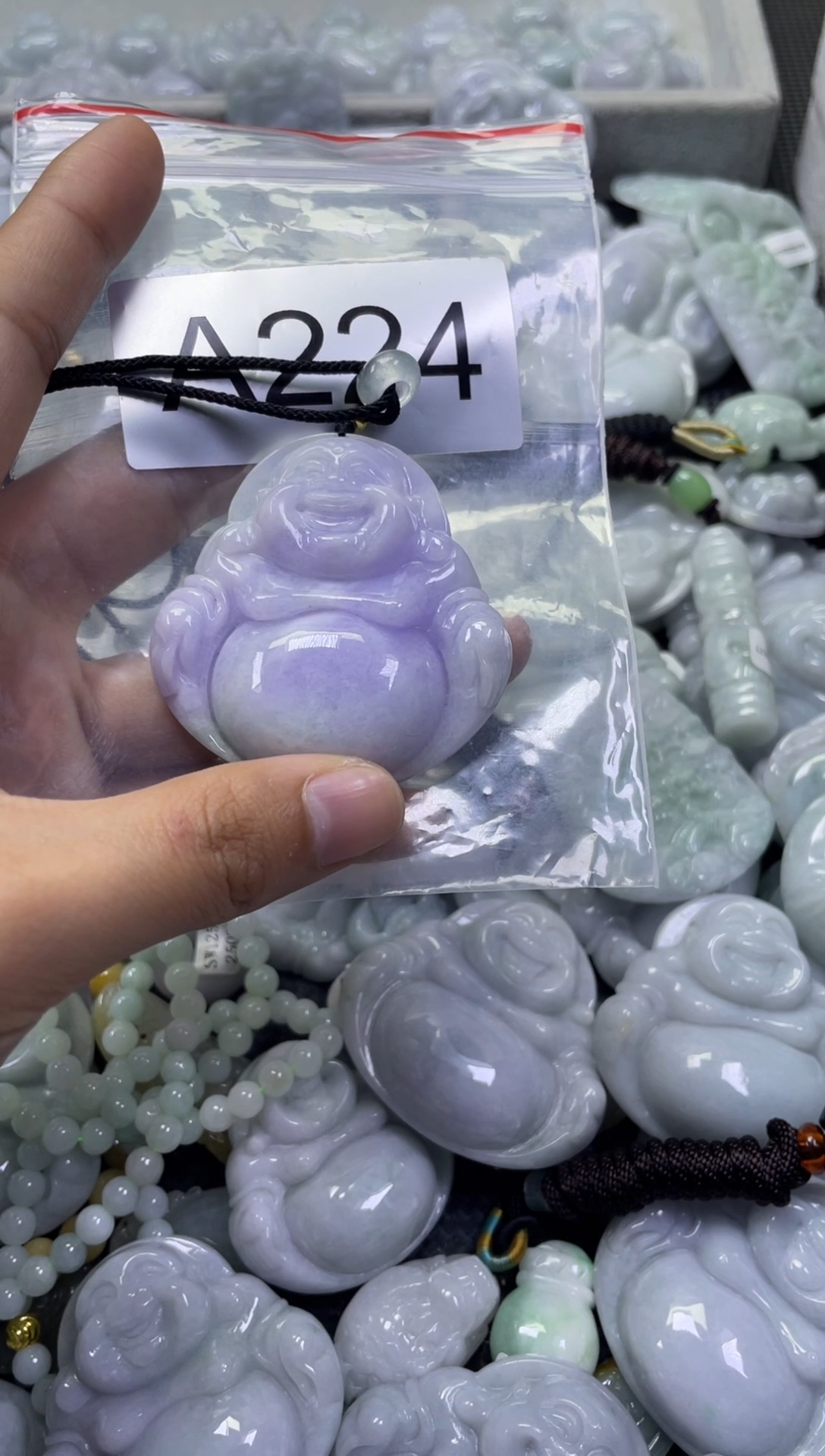颈饰未镶嵌翡翠A224