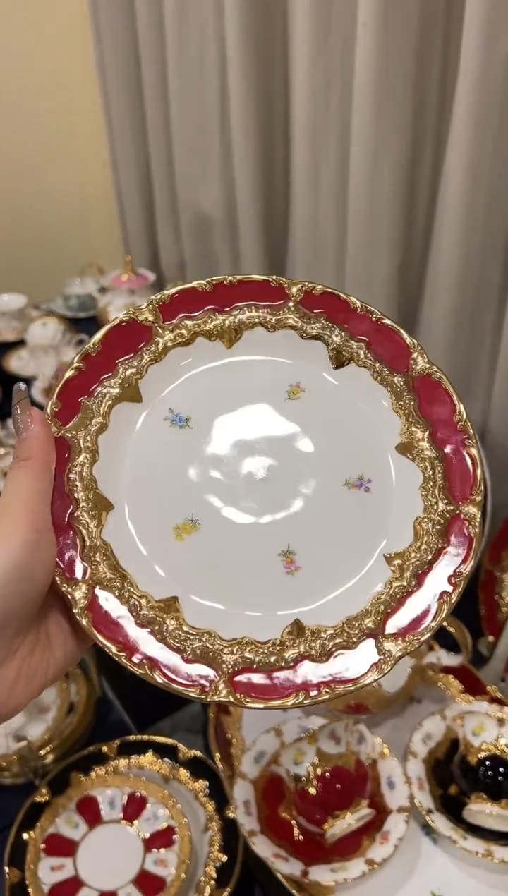 【闪购商品】杯H689--------------