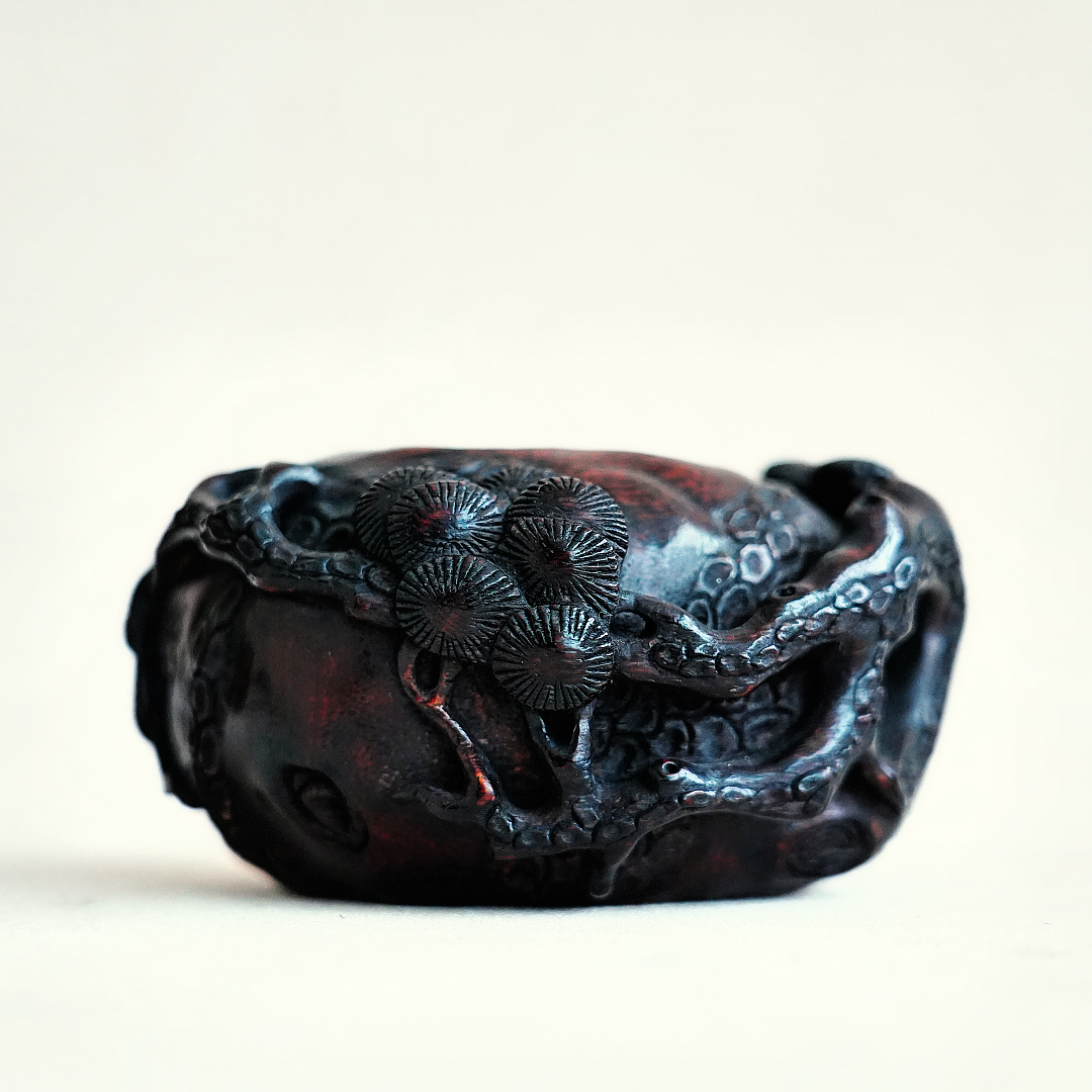 文华开物第67期拍品 4 清 沉香雕松树水盂