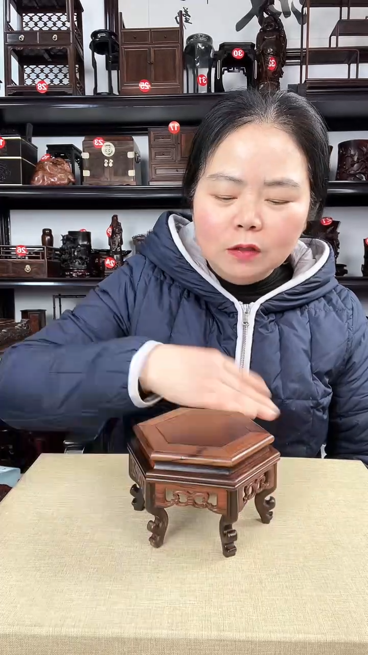 【闪购商品】木350瑕疵老李红木工艺品