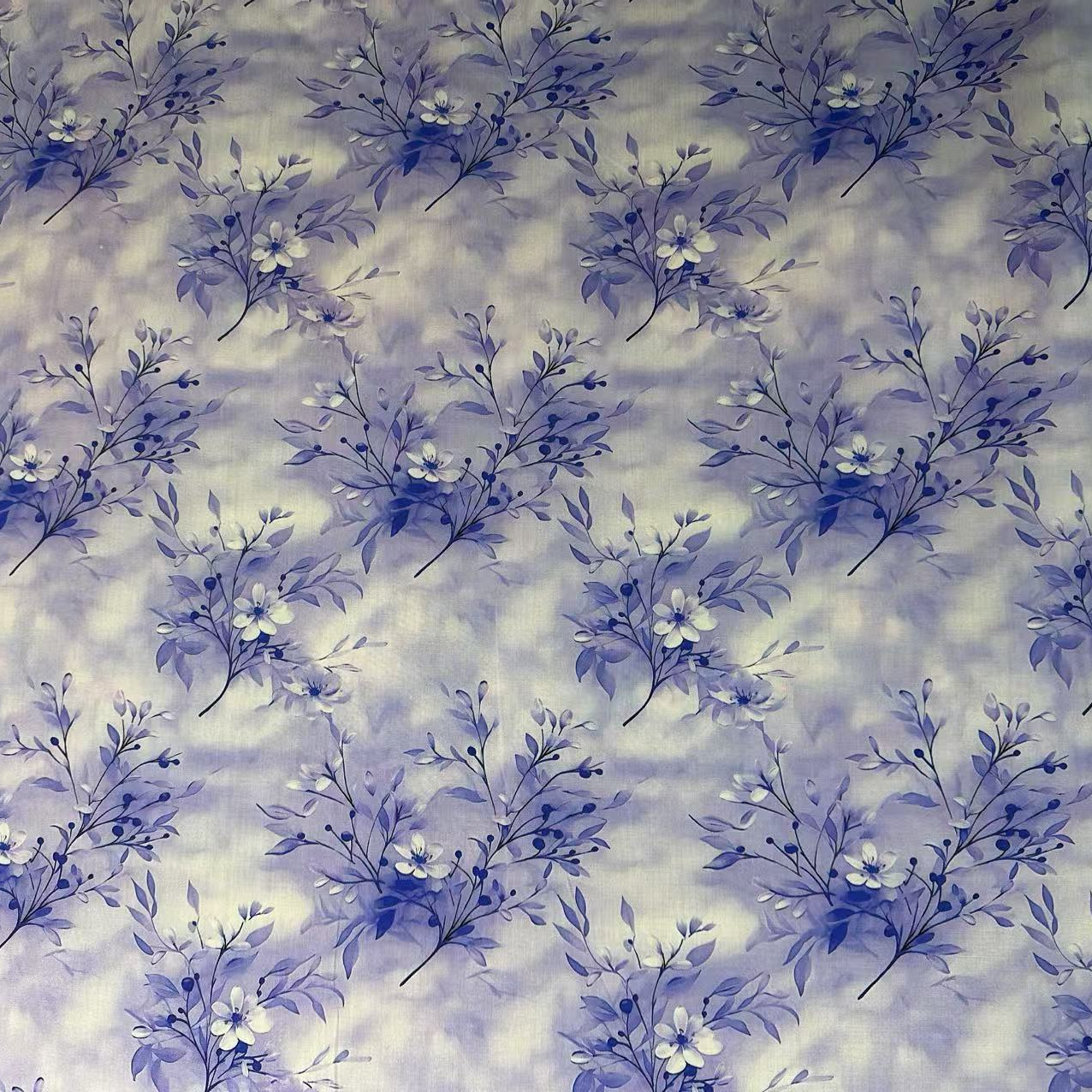  精品棉绸面料 数码印花 蓝韵幽花
