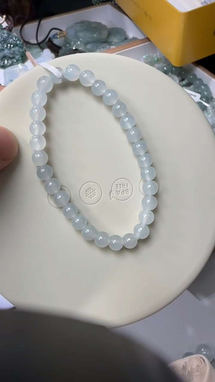 颈饰未镶嵌翡翠卡6手串