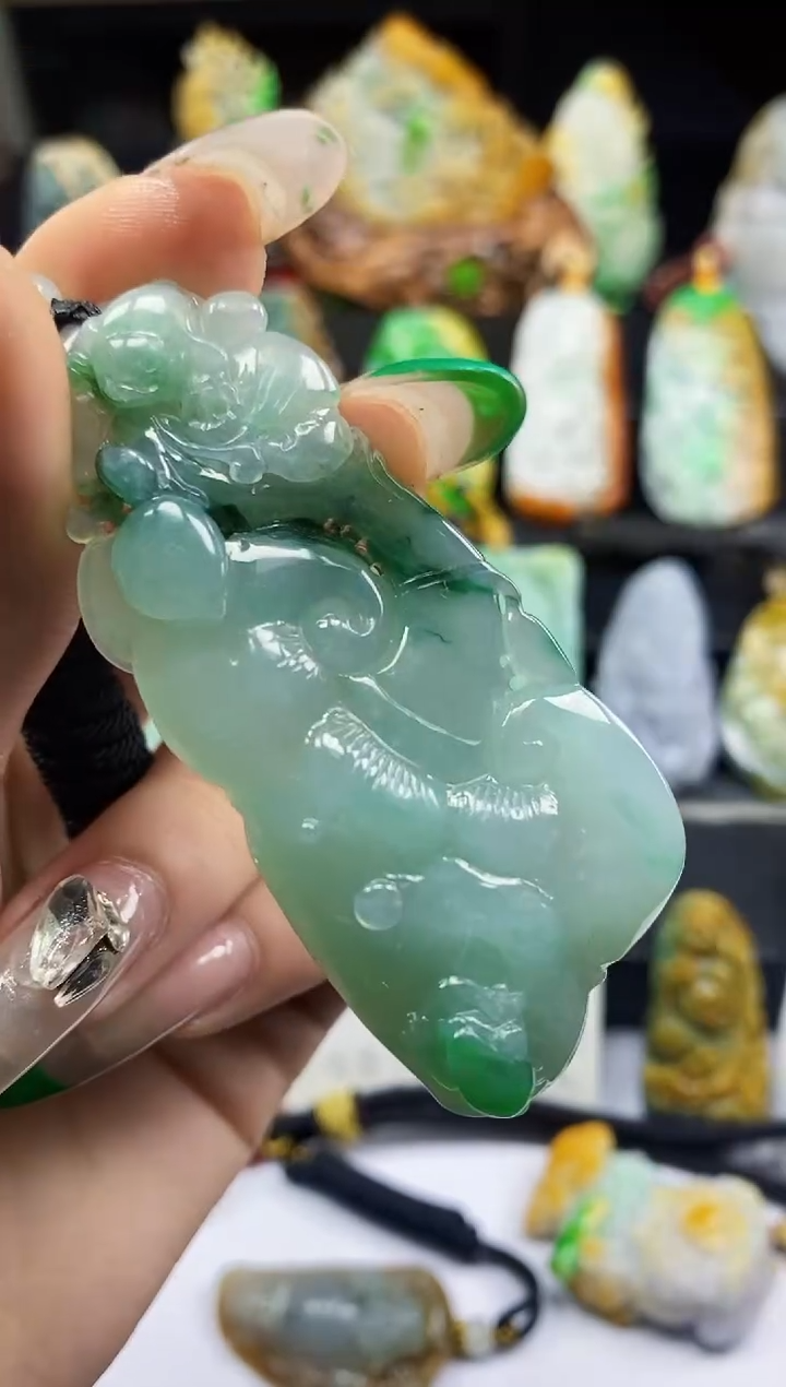 【闪购商品】定制翡翠未镶嵌A货翡翠