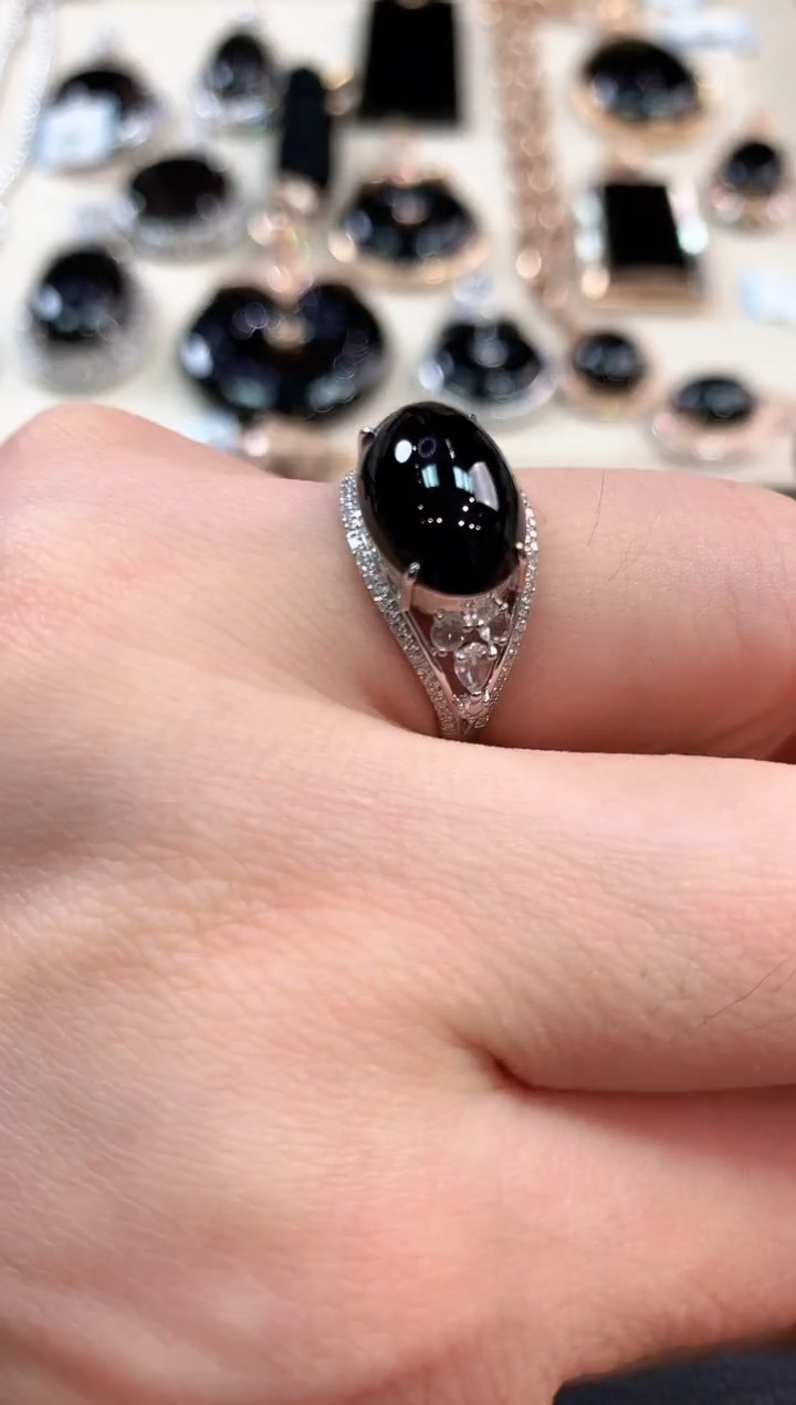 【闪购商品】翡翠戒指18K金镶嵌m66不退换