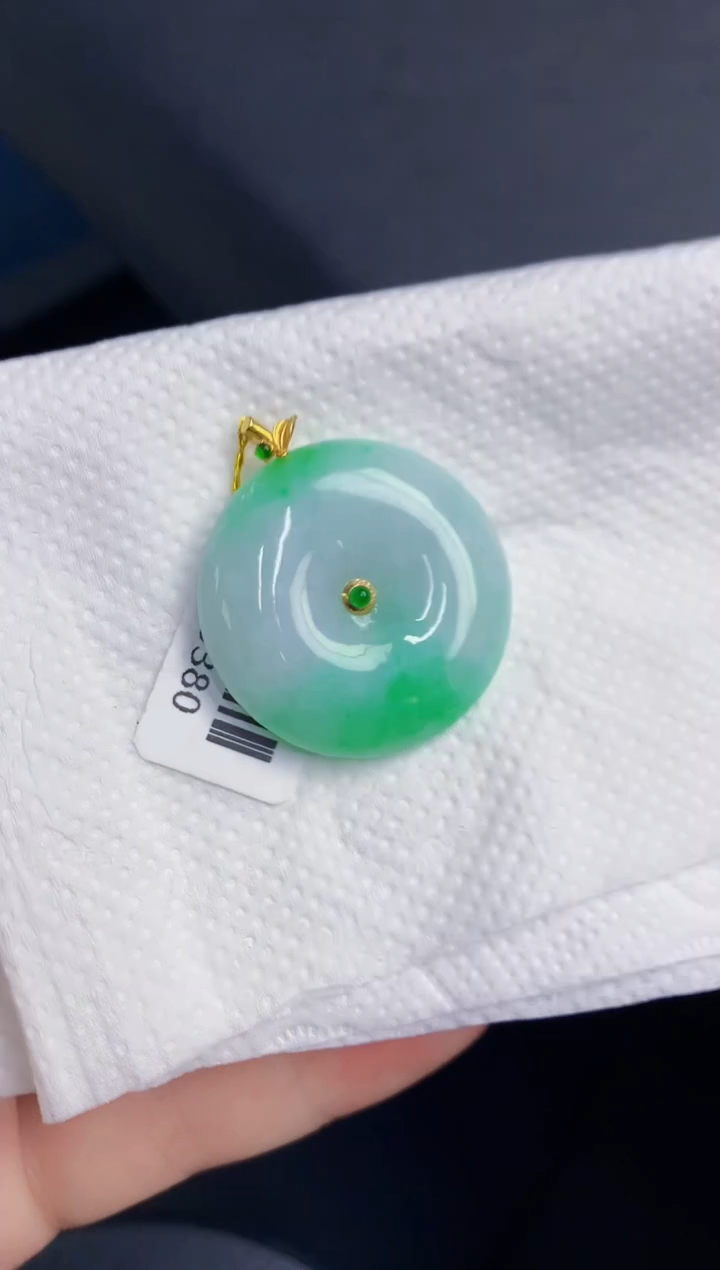颈饰18K金镶嵌翡翠缅甸天然翡翠A货