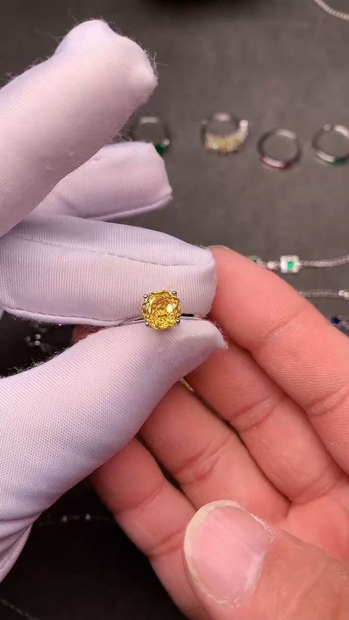 【闪购商品】彩色蓝宝石戒指银S925镶嵌.....