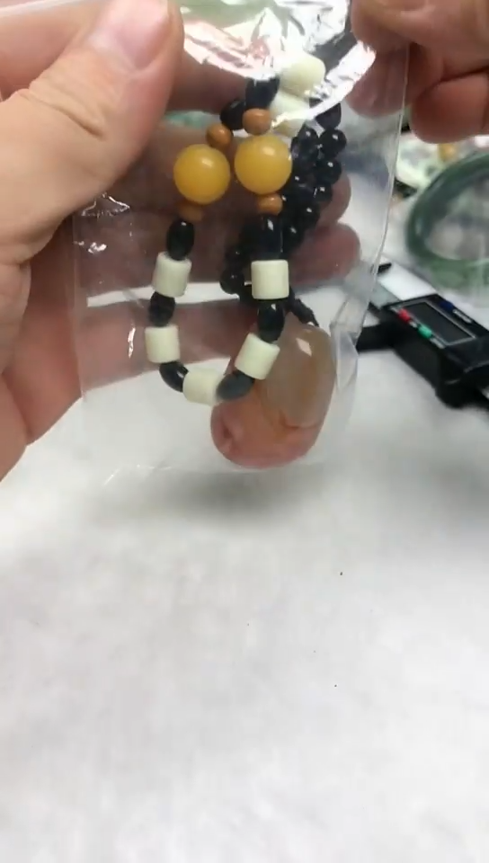 【闪购商品】玛瑙/玉髓吊坠(赠链)未镶嵌手把件