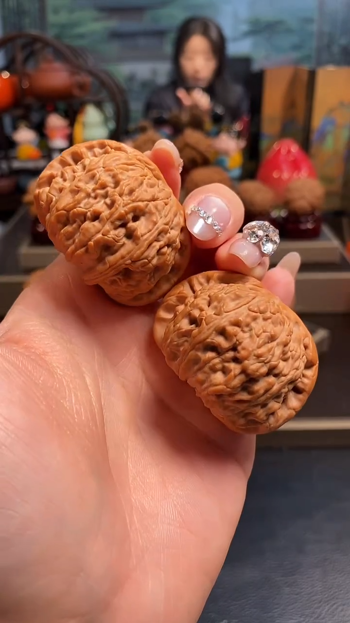 【闪购商品】文玩核桃吊坠H747白狮子44