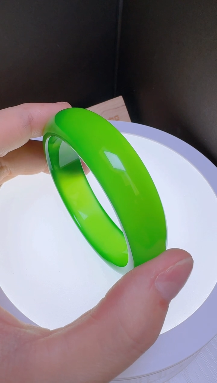 【闪购商品】玛瑙/玉髓手镯未镶嵌手镯