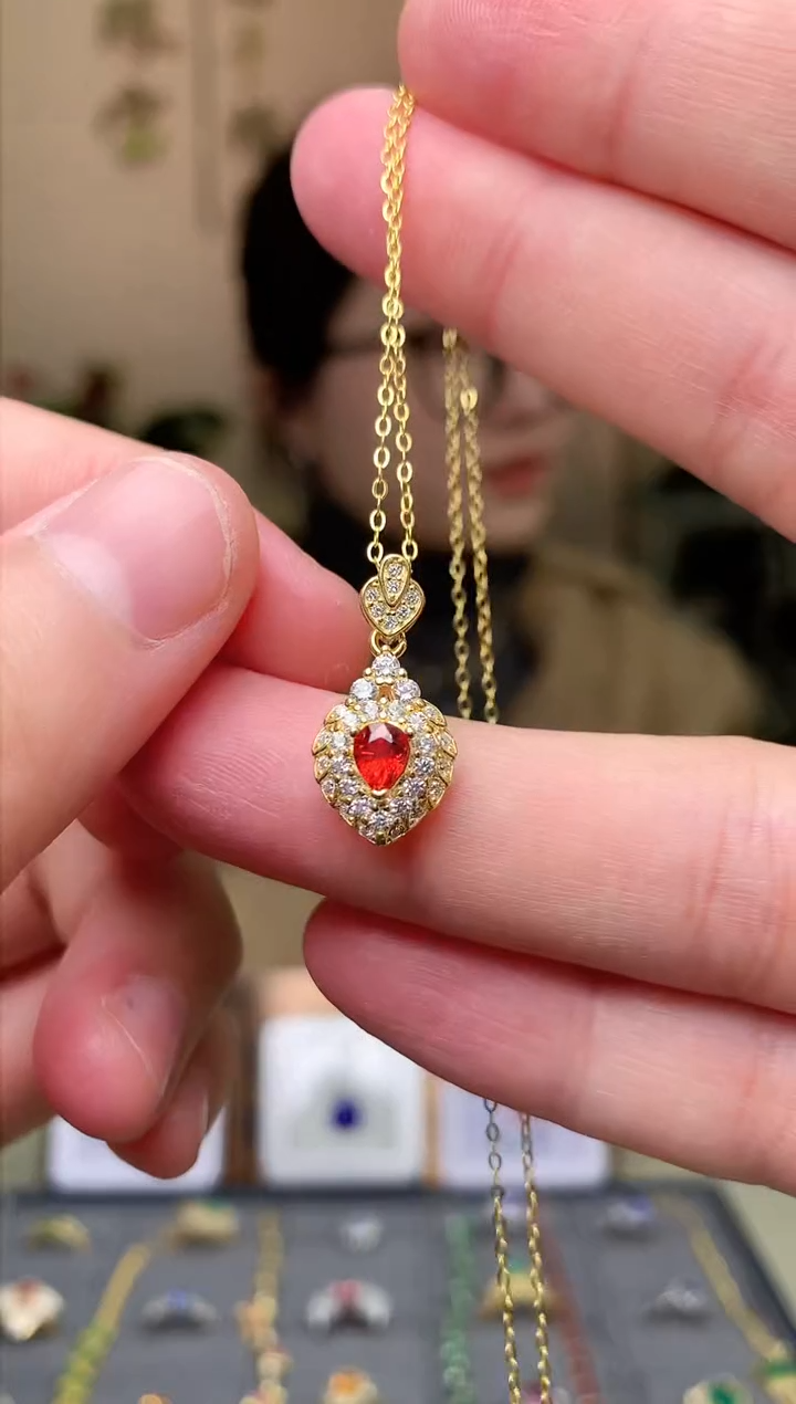 【闪购商品】蓝宝石颈饰银S925镶嵌吊坠