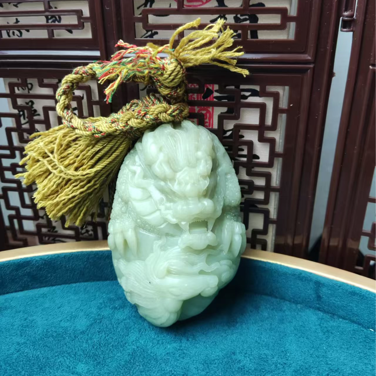 和田玉若羌黄口龙马精神手把