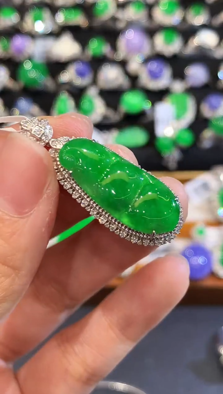 翡翠18K金镶嵌吊坠(不含链)XYX多样性发其一