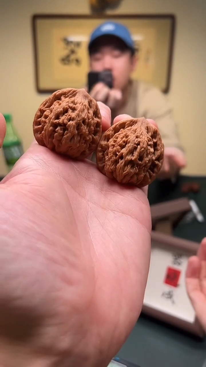 【闪购商品】文玩核桃把件38mm 虎头文玩核桃一对 22号