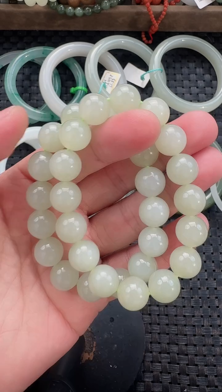 颈饰未镶嵌和田玉12mm晴水手串（多样性发货拍一发一）