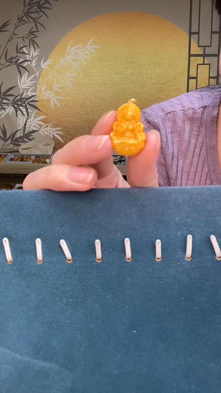 裸石琥珀18K金镶嵌天然蜜蜡H2039