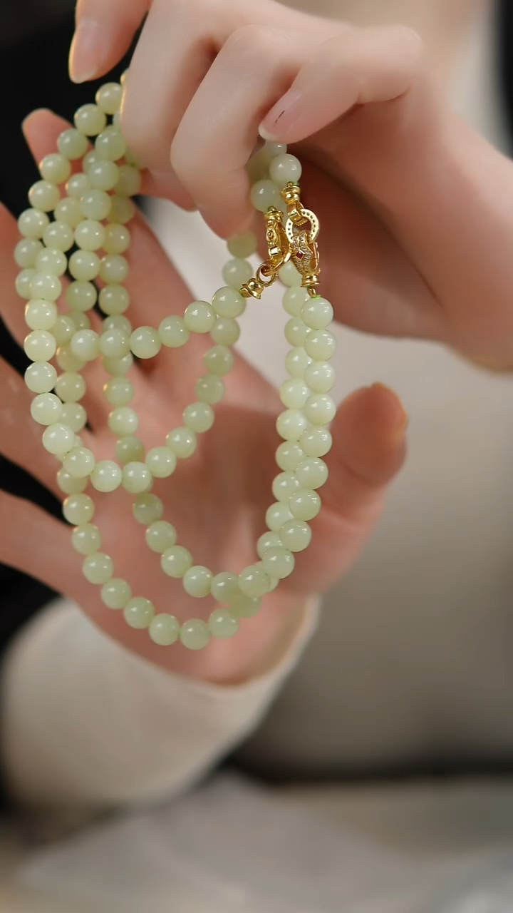 颈饰未镶嵌和田玉黄口项链