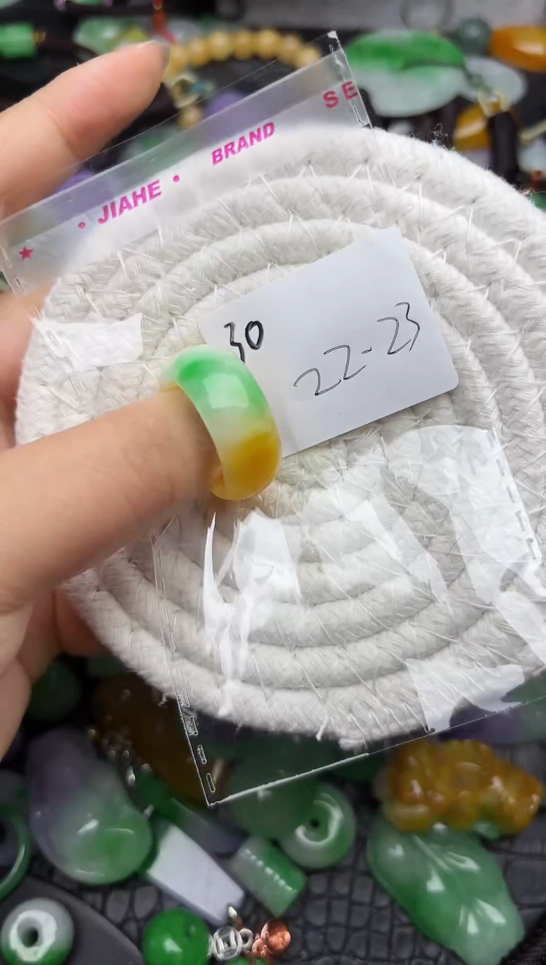 颈饰未镶嵌翡翠缅甸翡翠吊坠