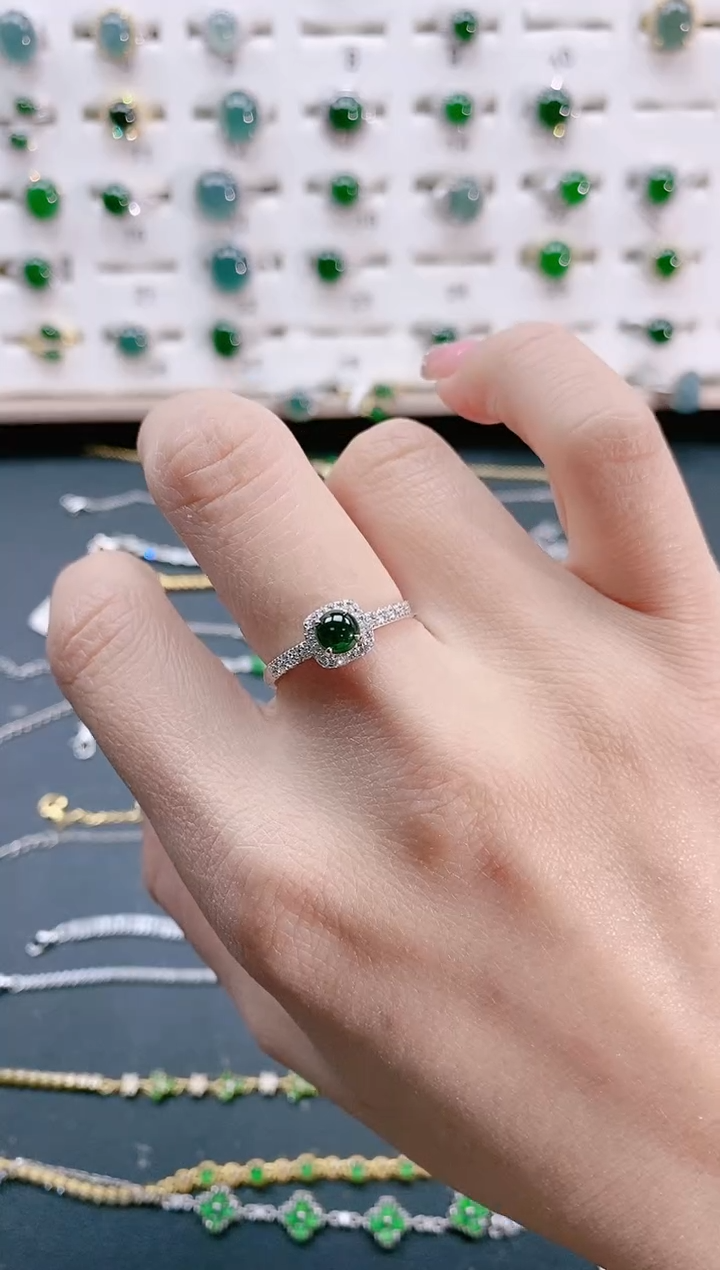 【闪购商品】翡翠戒指银S925镶嵌天然翡翠