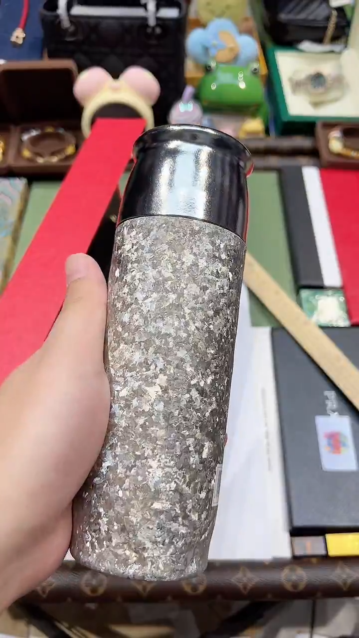 瓷片茗盏磁吸保温杯..银色