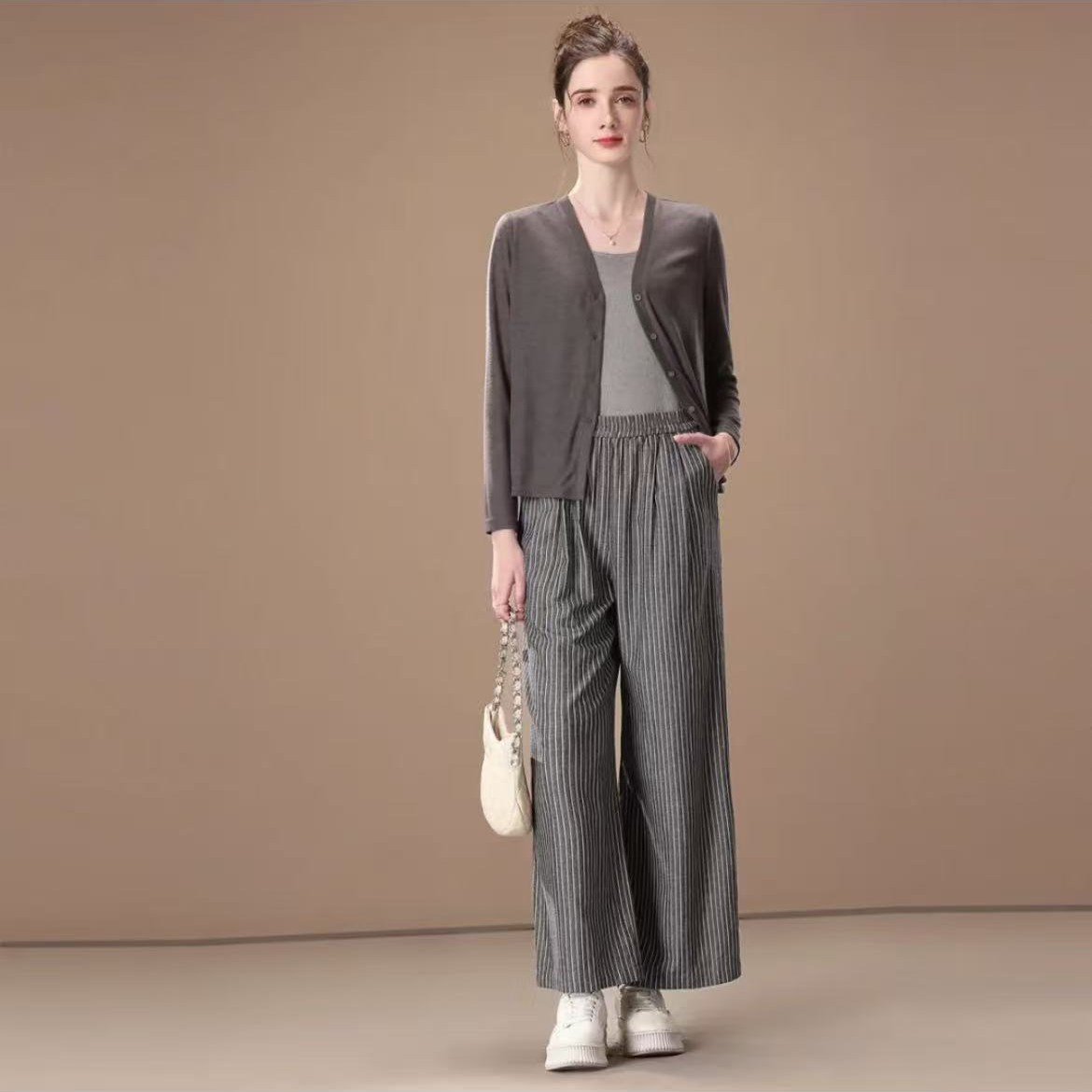 002.新款2025时尚休闲秋冬长袖针织减龄显瘦气质宽松百搭三件套