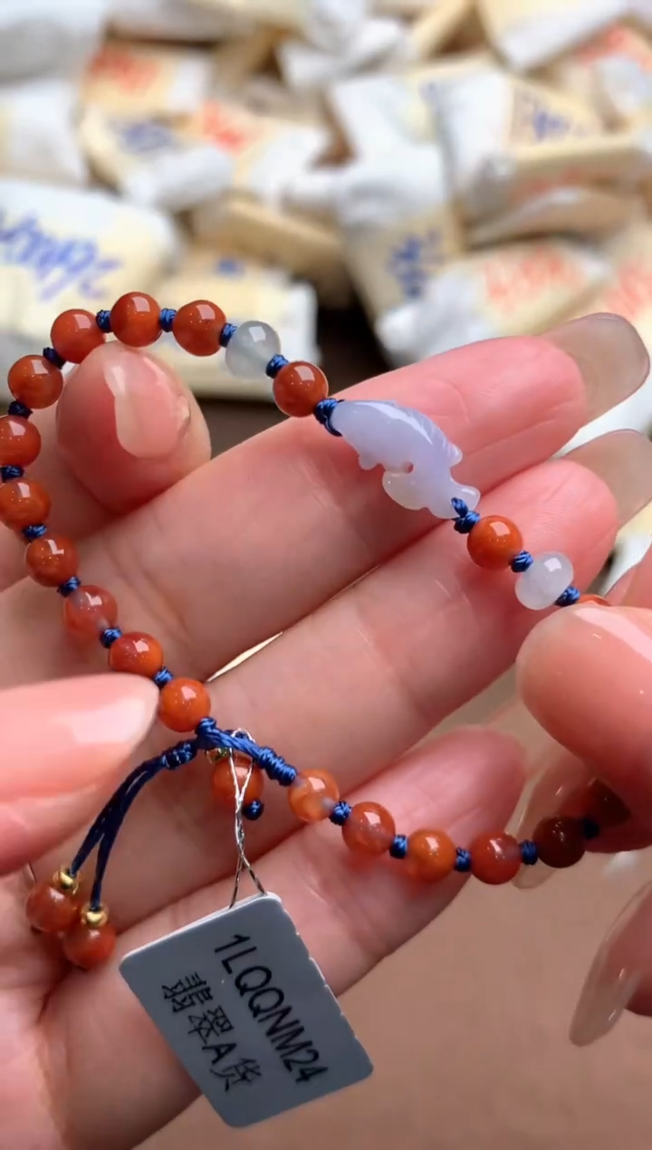 未镶嵌挂件翡翠一