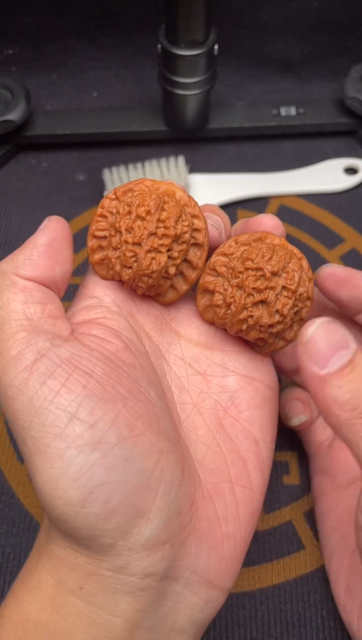 吊坠文玩核桃血麒麟41