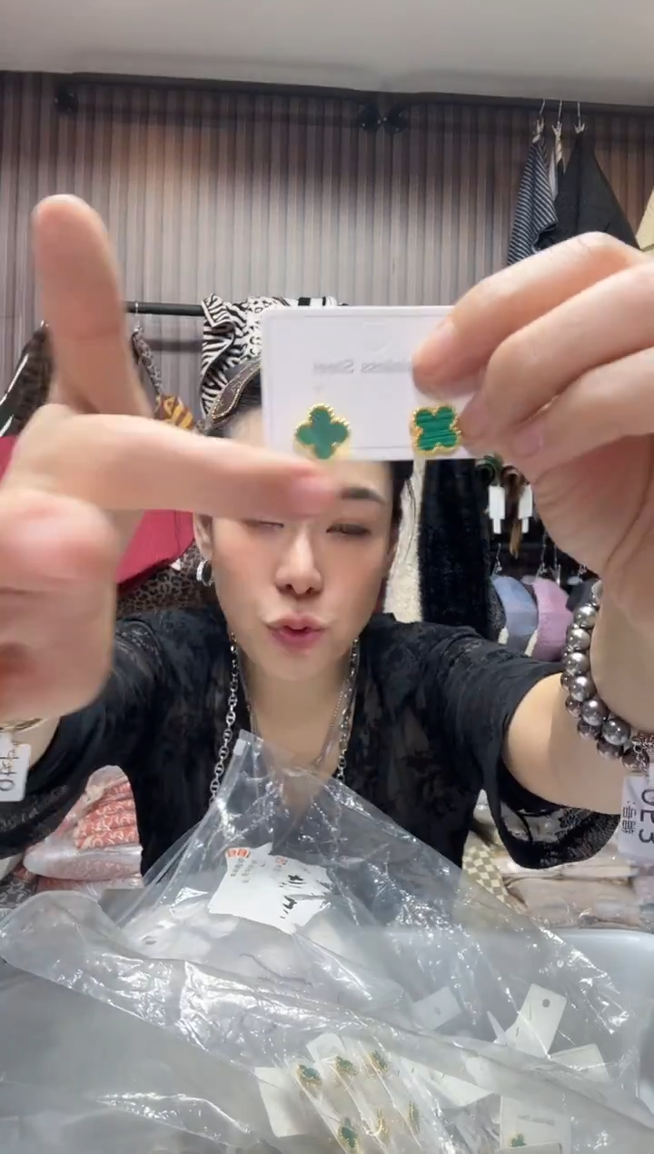 亚麻芳姐孤品福利F75