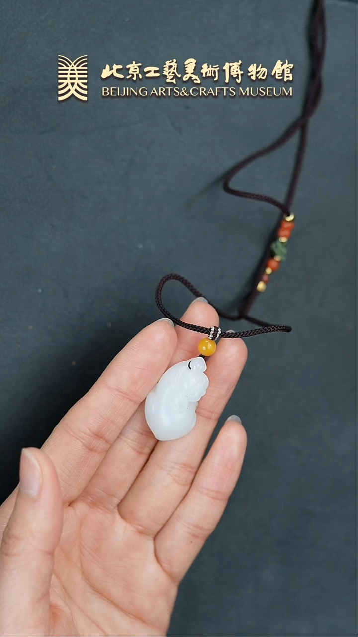 【闪购商品】和田玉挂件未镶嵌B0204GMD169猪