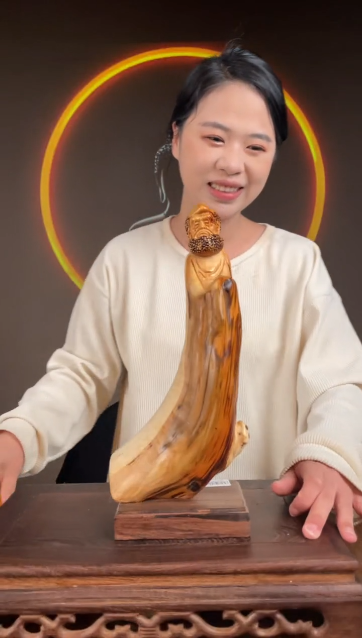 【闪购商品】柏木（崖柏）手工摆件,先抢先得!