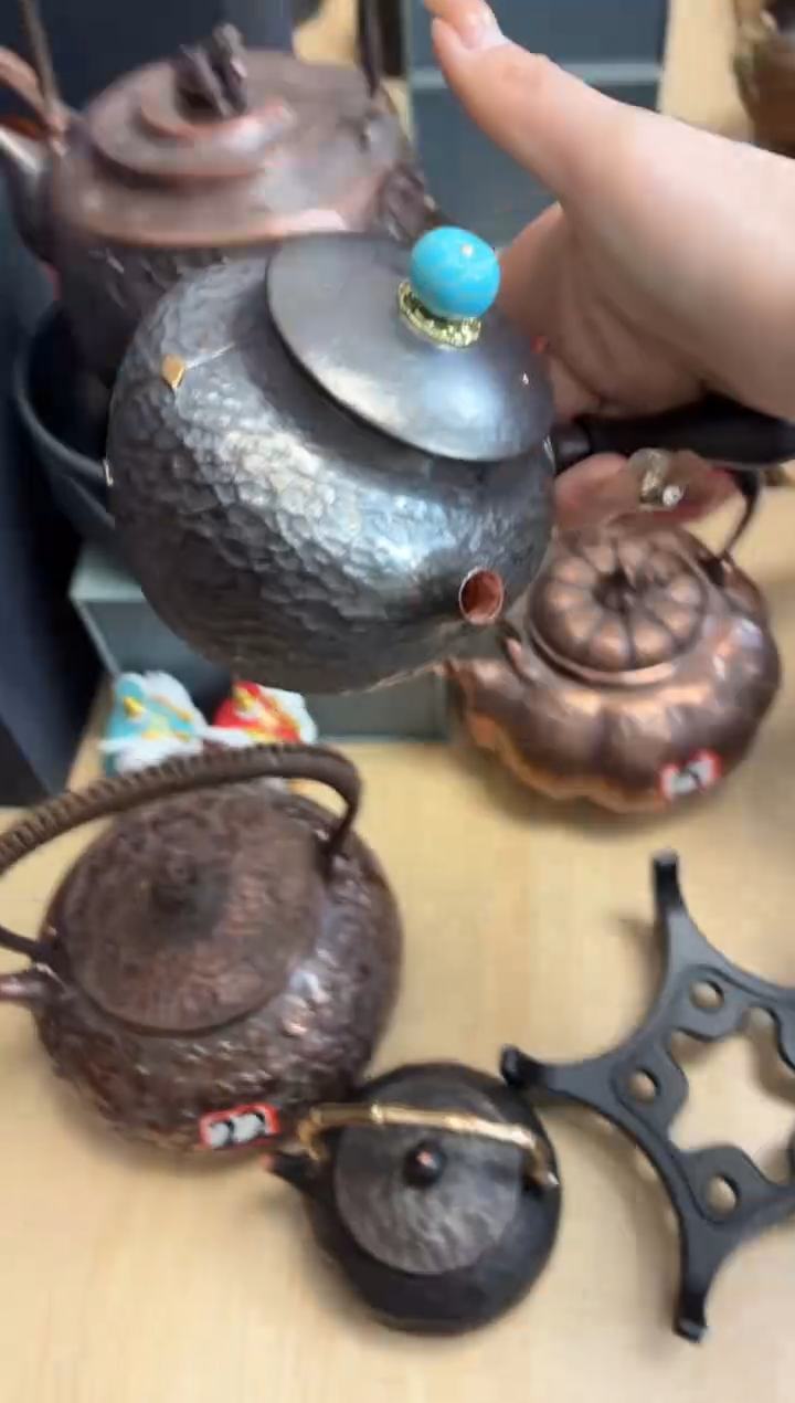 风*仿绿松壶钮黑石头侧把壶