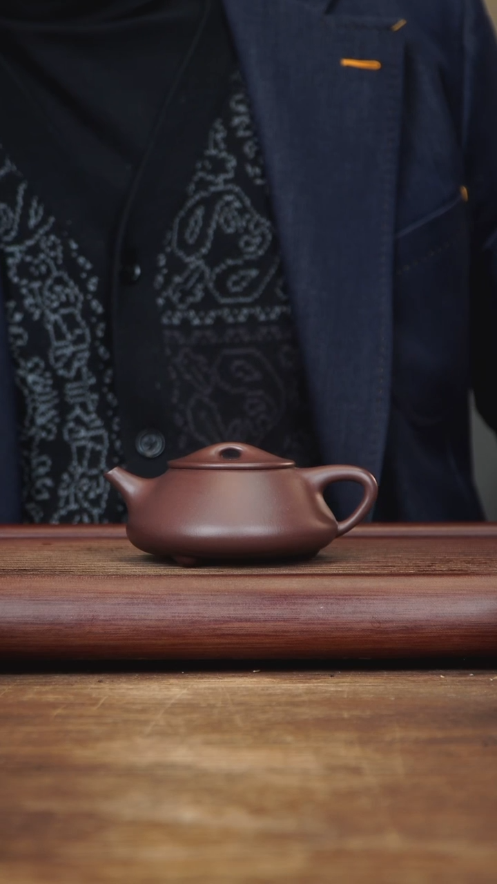 【闪购商品】紫砂茶壶160ml 光明石瓢 家藏紫茄泥