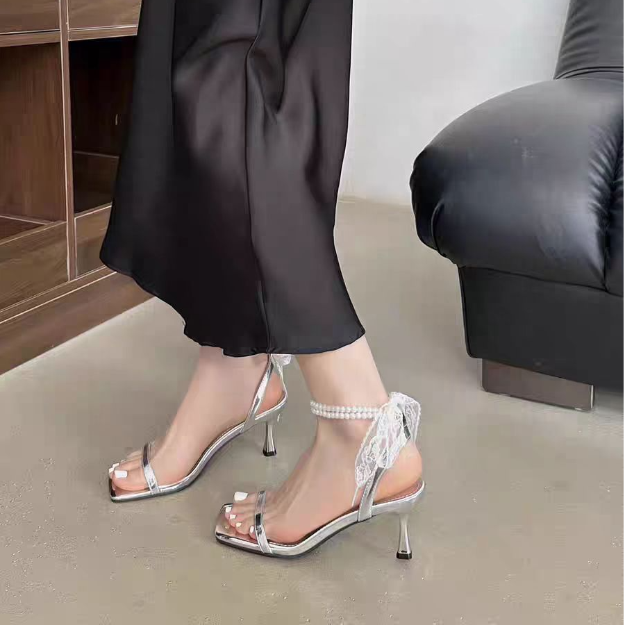 2975-3    夏季新款时尚气质细跟凉鞋