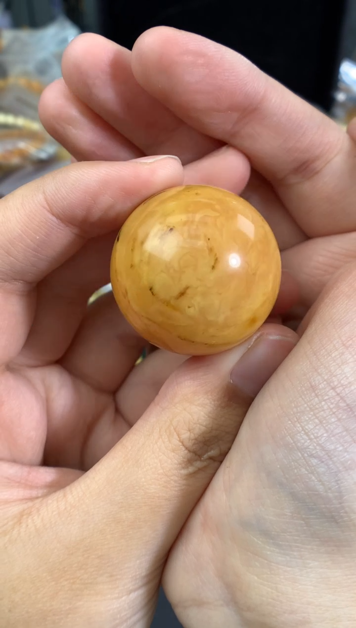 蜜蜡未镶嵌珠宝奇石1