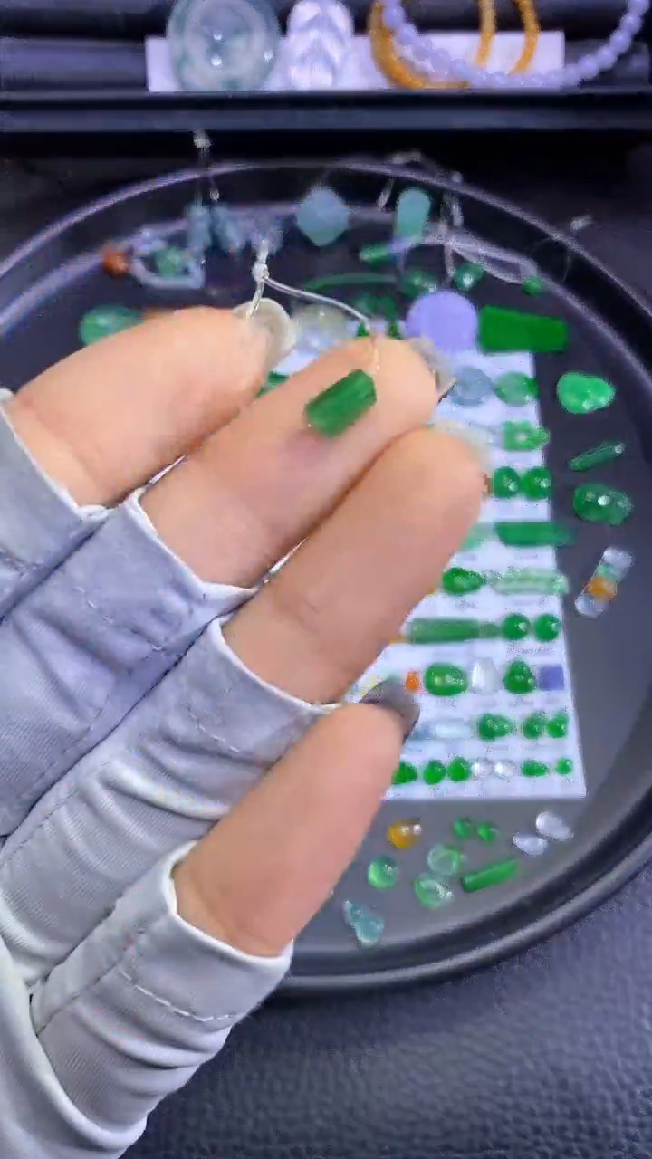 未镶嵌挂件翡翠珠子