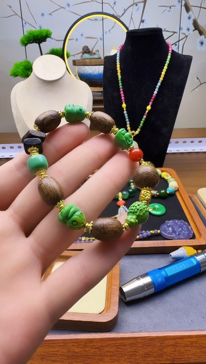 玛瑙/玉髓手链14K金镶嵌S203      