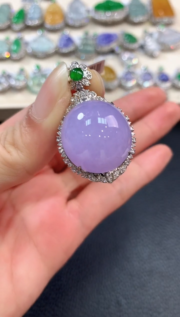 【闪购商品】翡翠吊坠(不含链)18K金镶嵌n71有色差