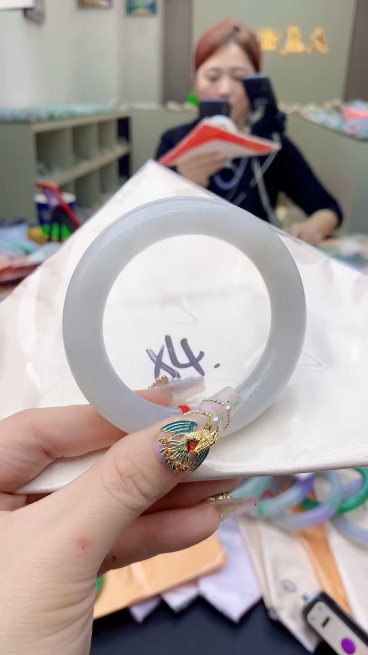 【闪购商品】翡翠手镯未镶嵌0280200769