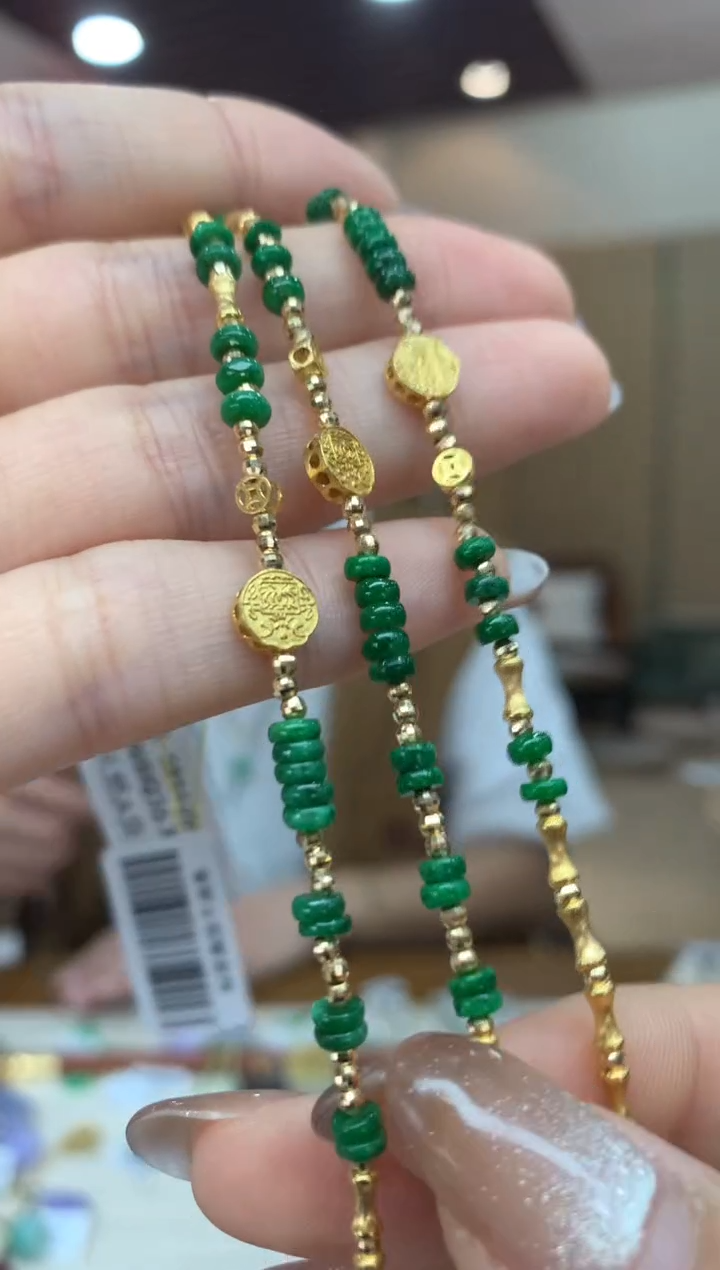18K金镶嵌手链翡翠手链多样性发货1件