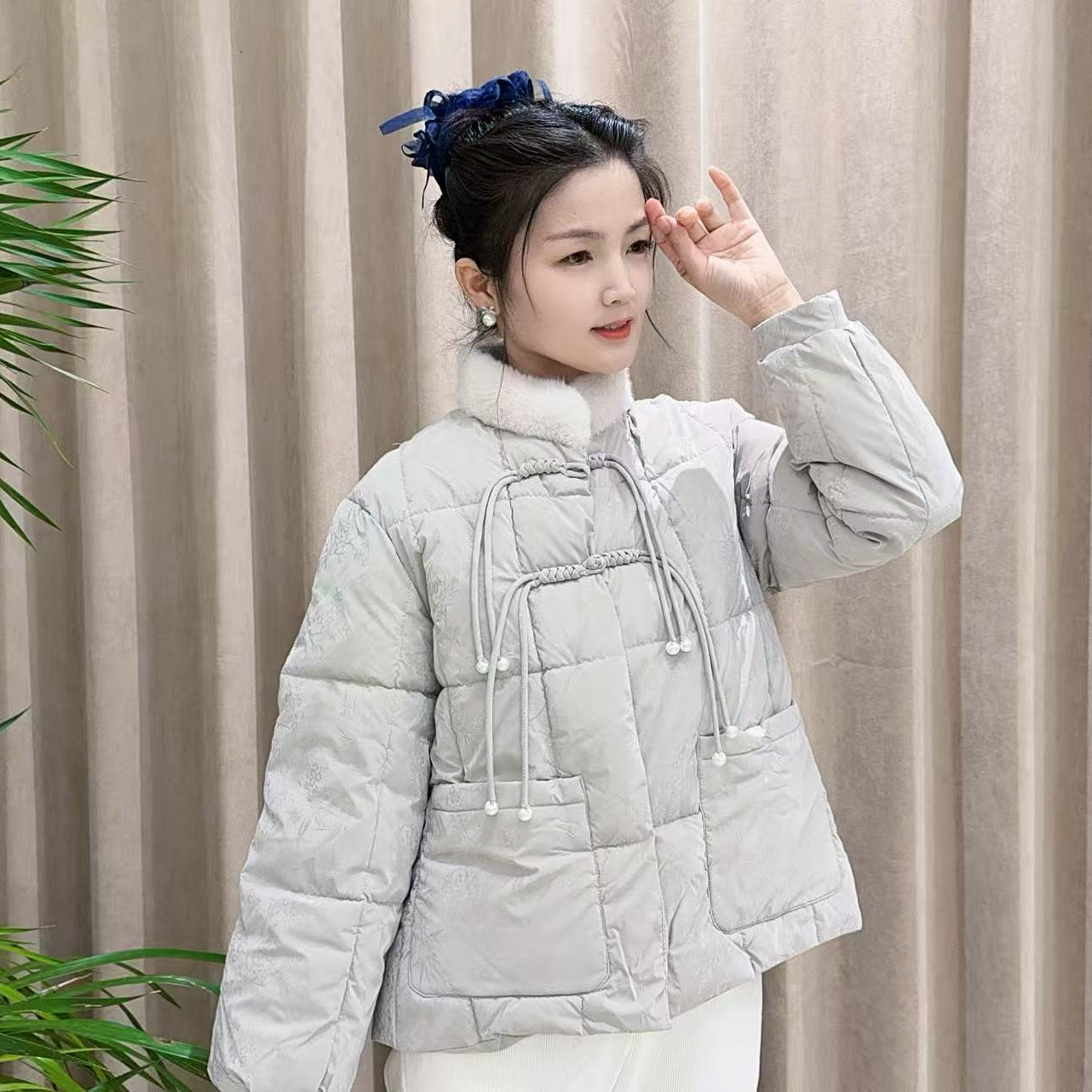 908国风常规直筒版型立领棉服女装白色毛领时尚