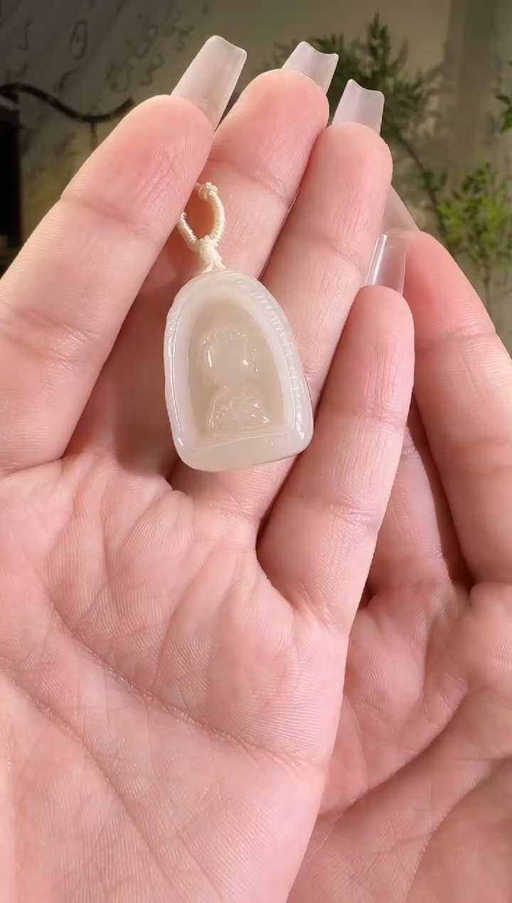 【闪购商品】和田玉未镶嵌颈饰藕粉无相佛