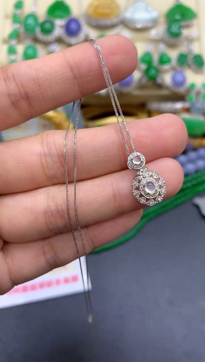颈饰18K金镶嵌翡翠194-中国好珍宝