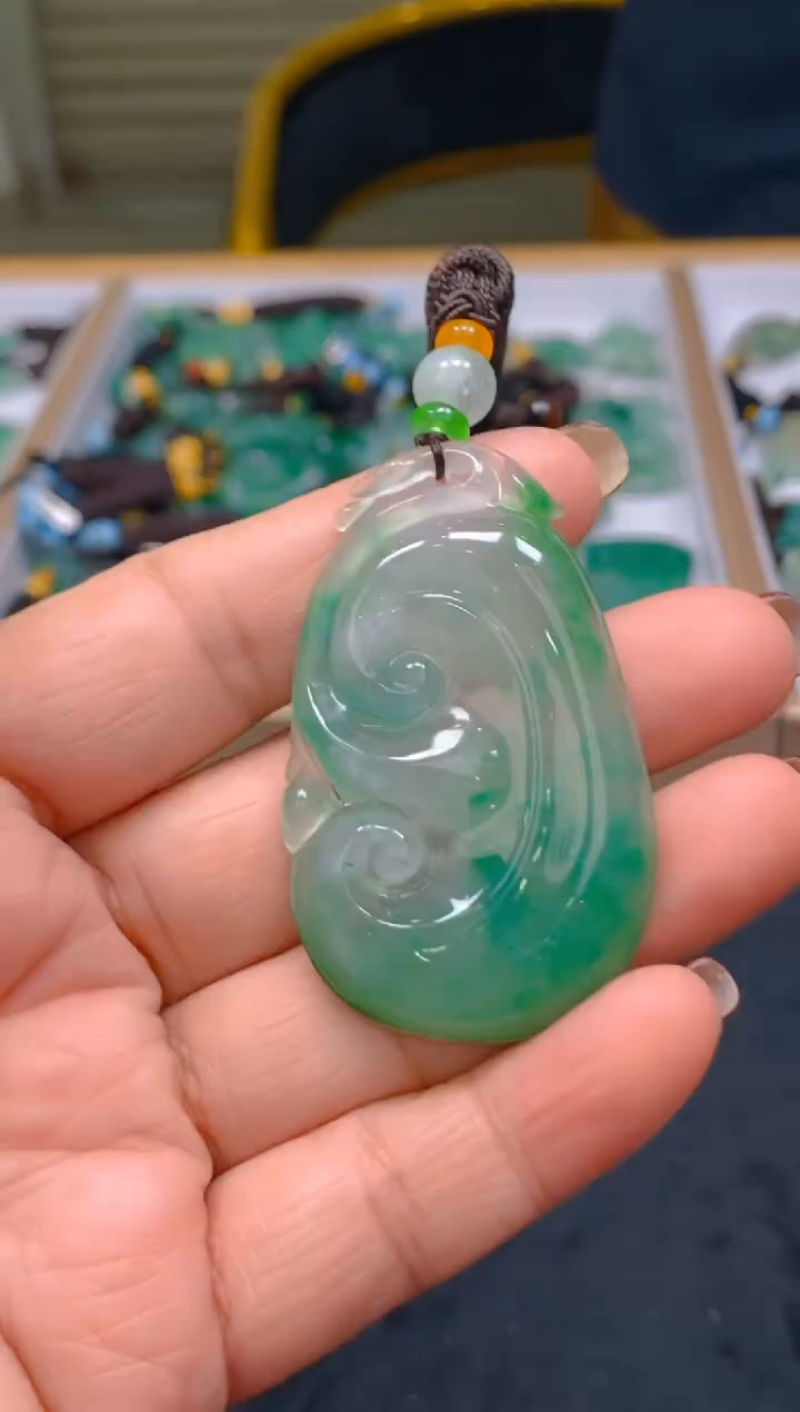 【闪购商品】石英质玉颈饰未镶嵌冰美人非洲翠028