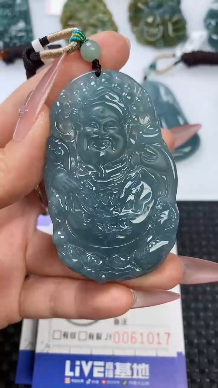 【闪购商品】翡翠颈饰未镶嵌11111111111111111