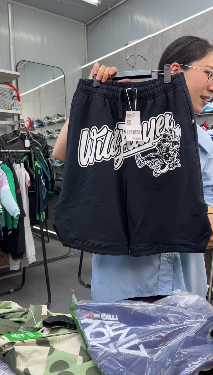 安踏儿童衣服尺码 ：165