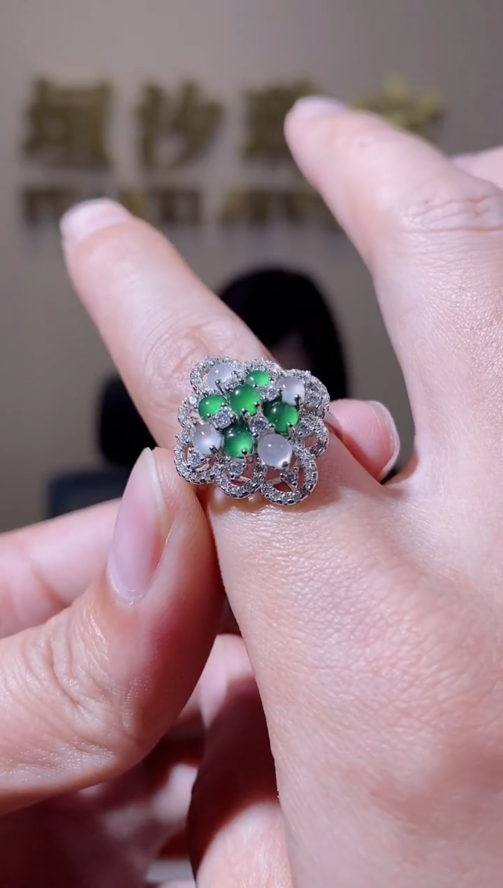 【闪购商品】翡翠戒指银S925镶嵌天然A货翡翠