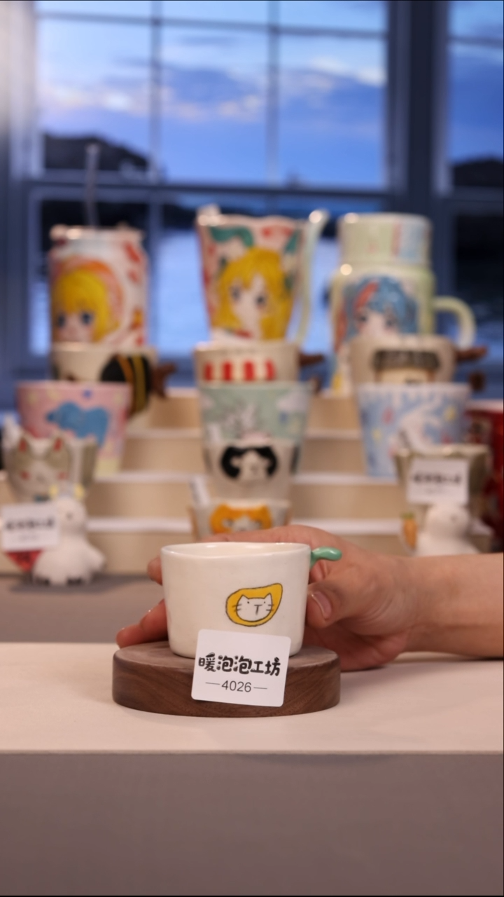 摆件景德镇原创手工陶瓷4026