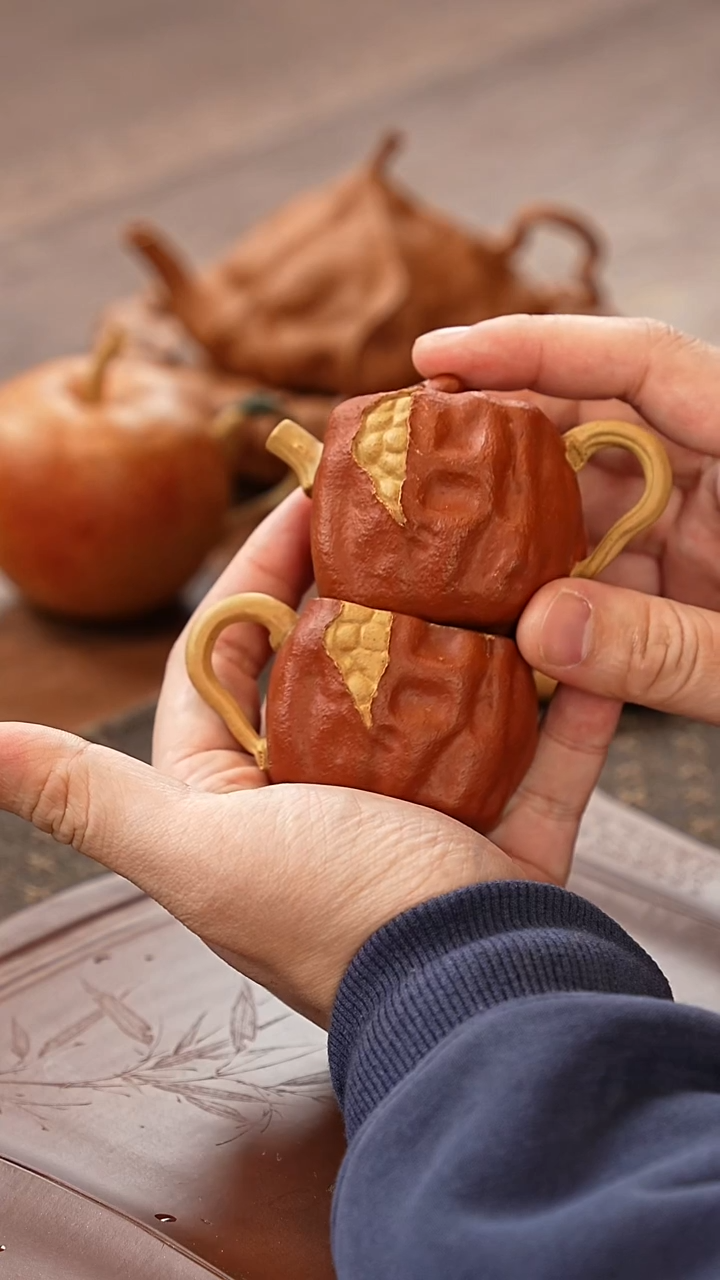 茶壶紫砂我***人一套石榴