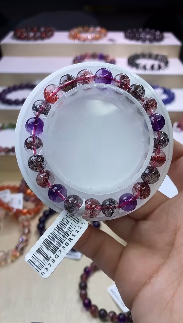 【闪购商品】水晶手链未镶嵌黑加仑超七8m+