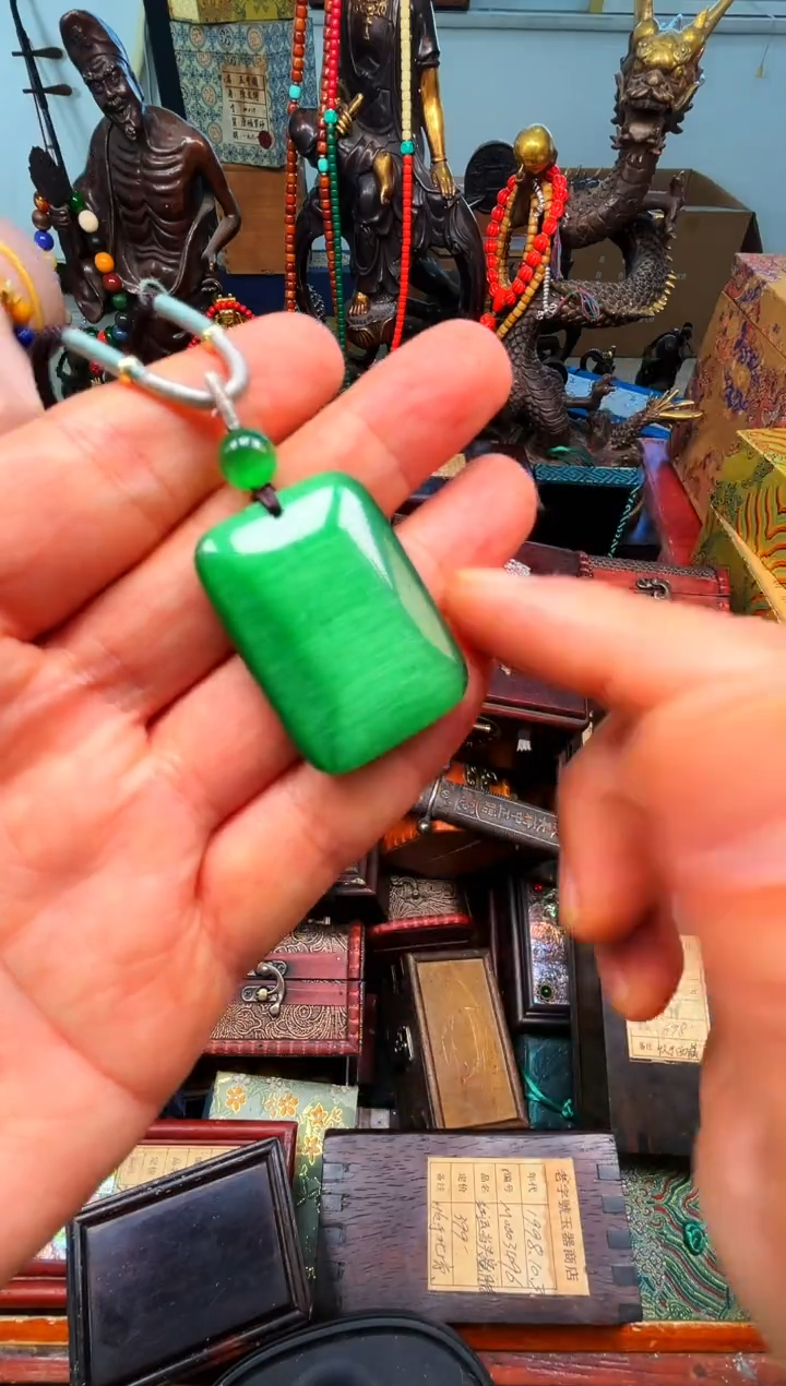 和田玉未镶嵌颈饰安哥精品优选链接b47