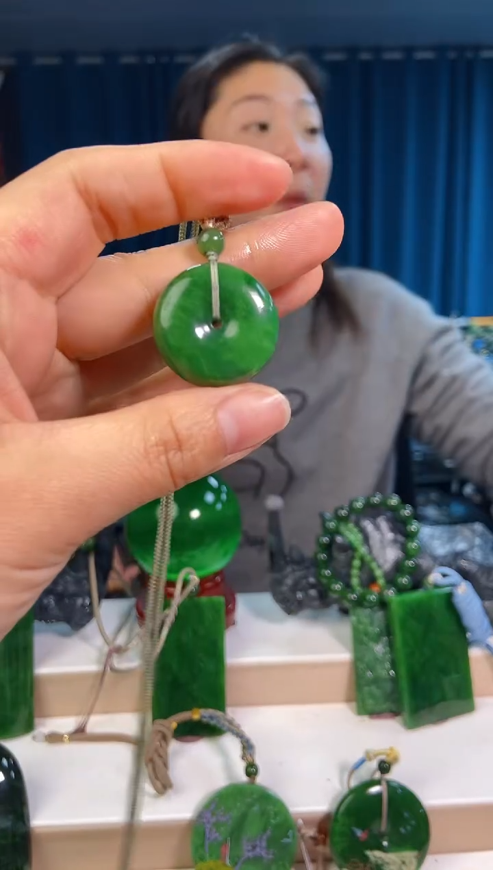 【闪购商品】和田玉挂件未镶嵌1